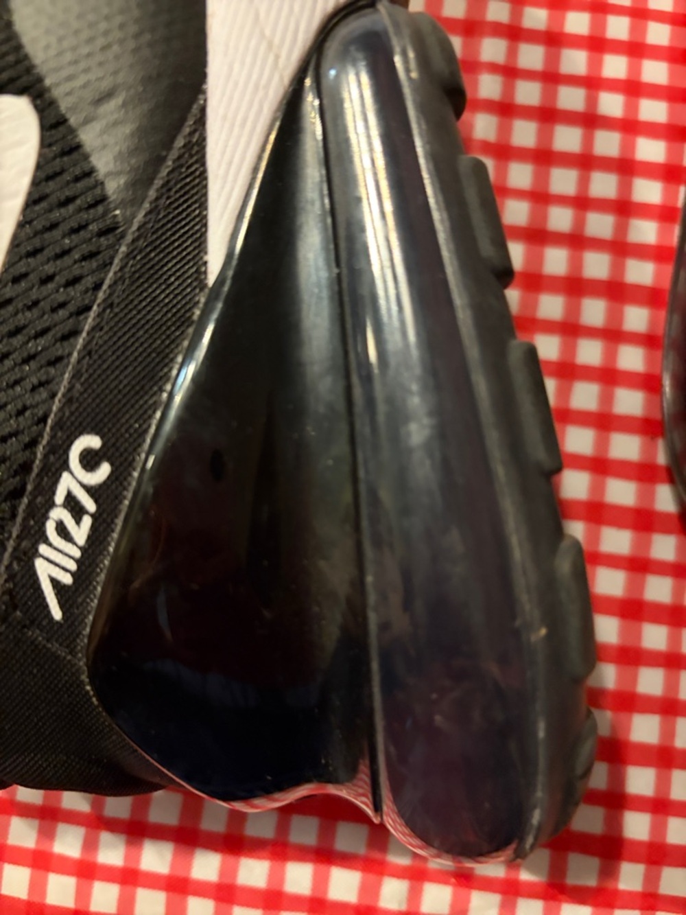Women’s Nike Air Max 270 size 9.5 - Picture 12 of 12